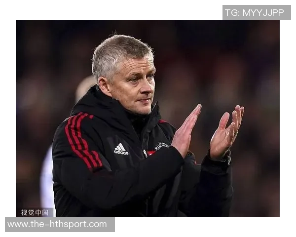 埃弗拉回忆莫耶斯执教时期自感表现糟糕并批评当代球员软弱